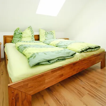 Apartman Mirow, Mirow